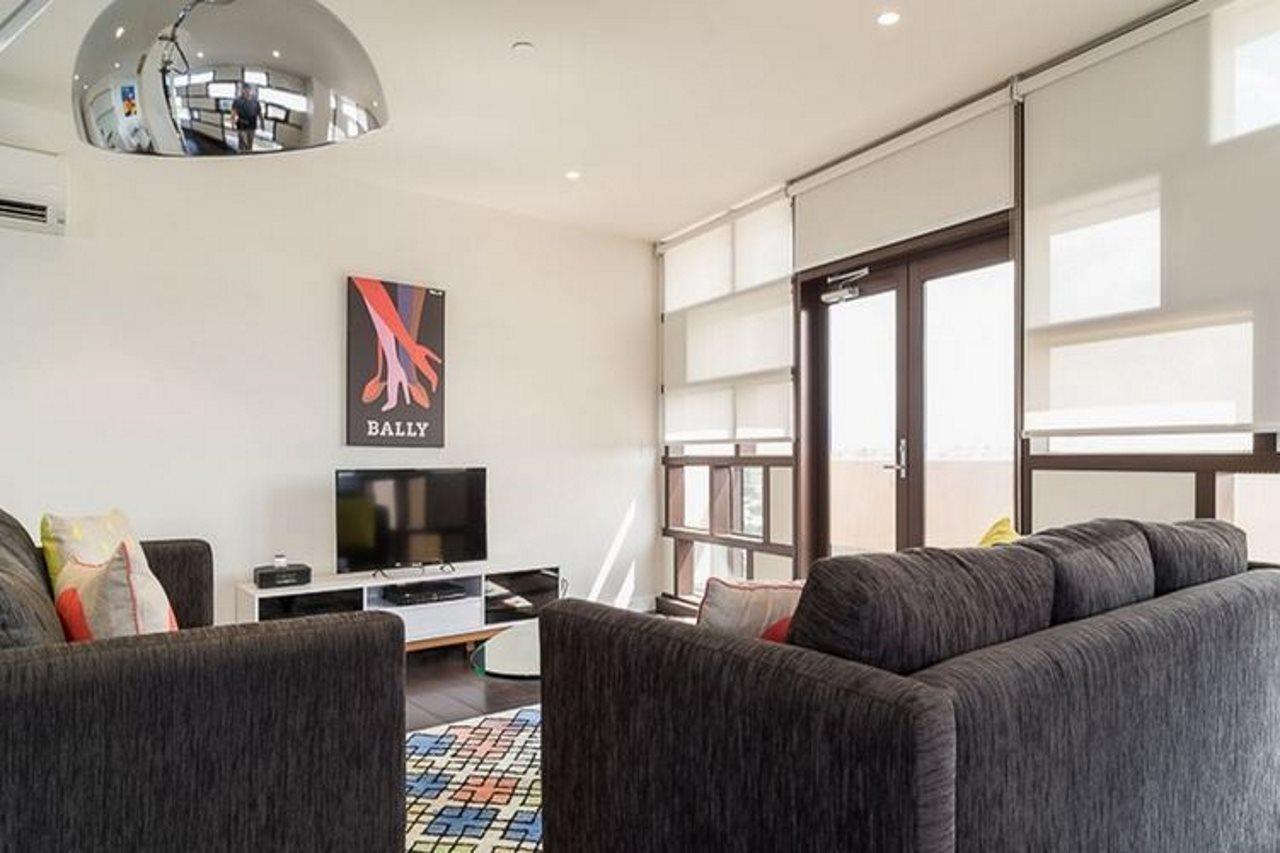 เอคอม พราห์รัน Aparthotel เมลเบิร์น ภายนอก รูปภาพ