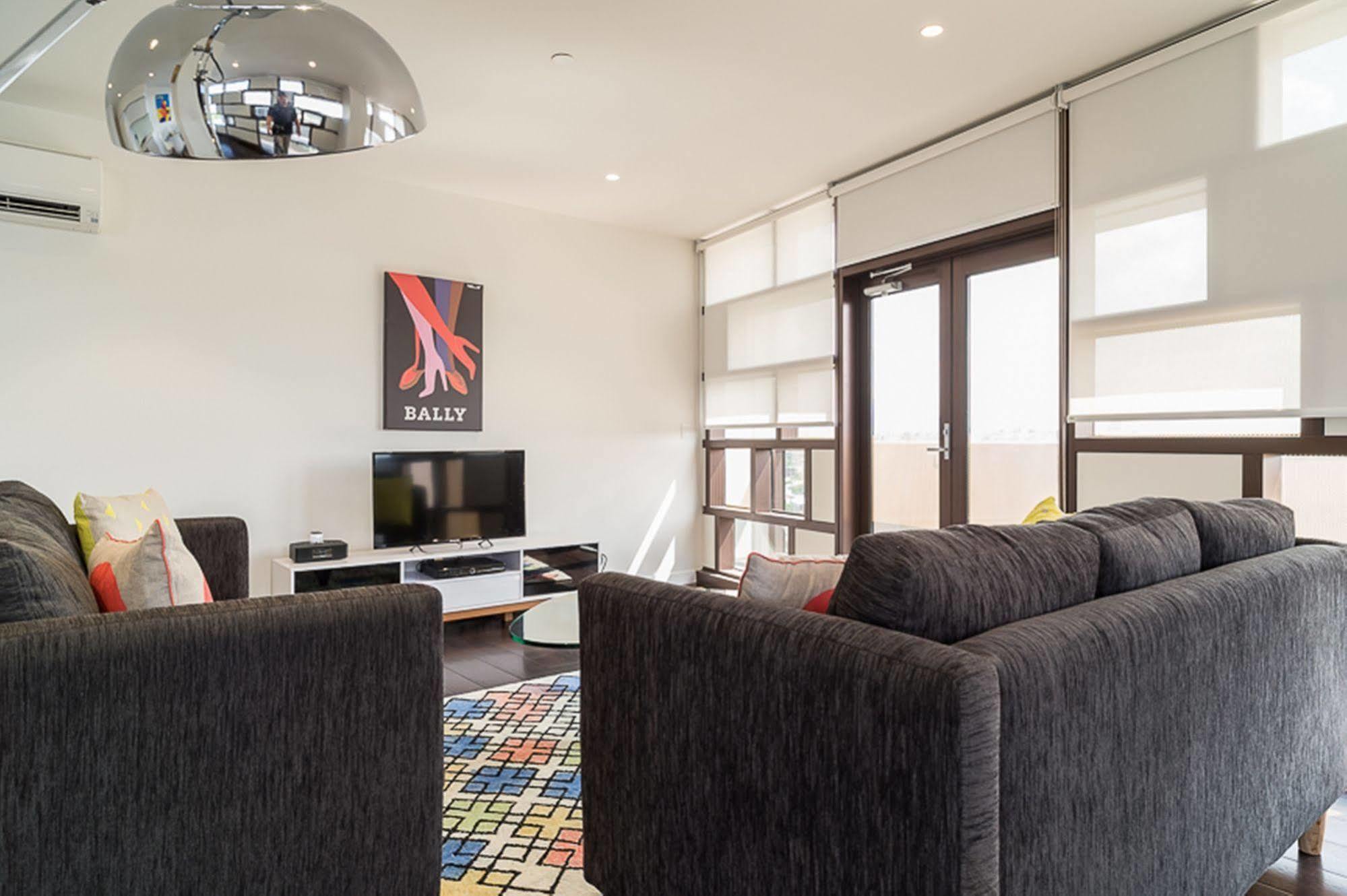 เอคอม พราห์รัน Aparthotel เมลเบิร์น ภายนอก รูปภาพ