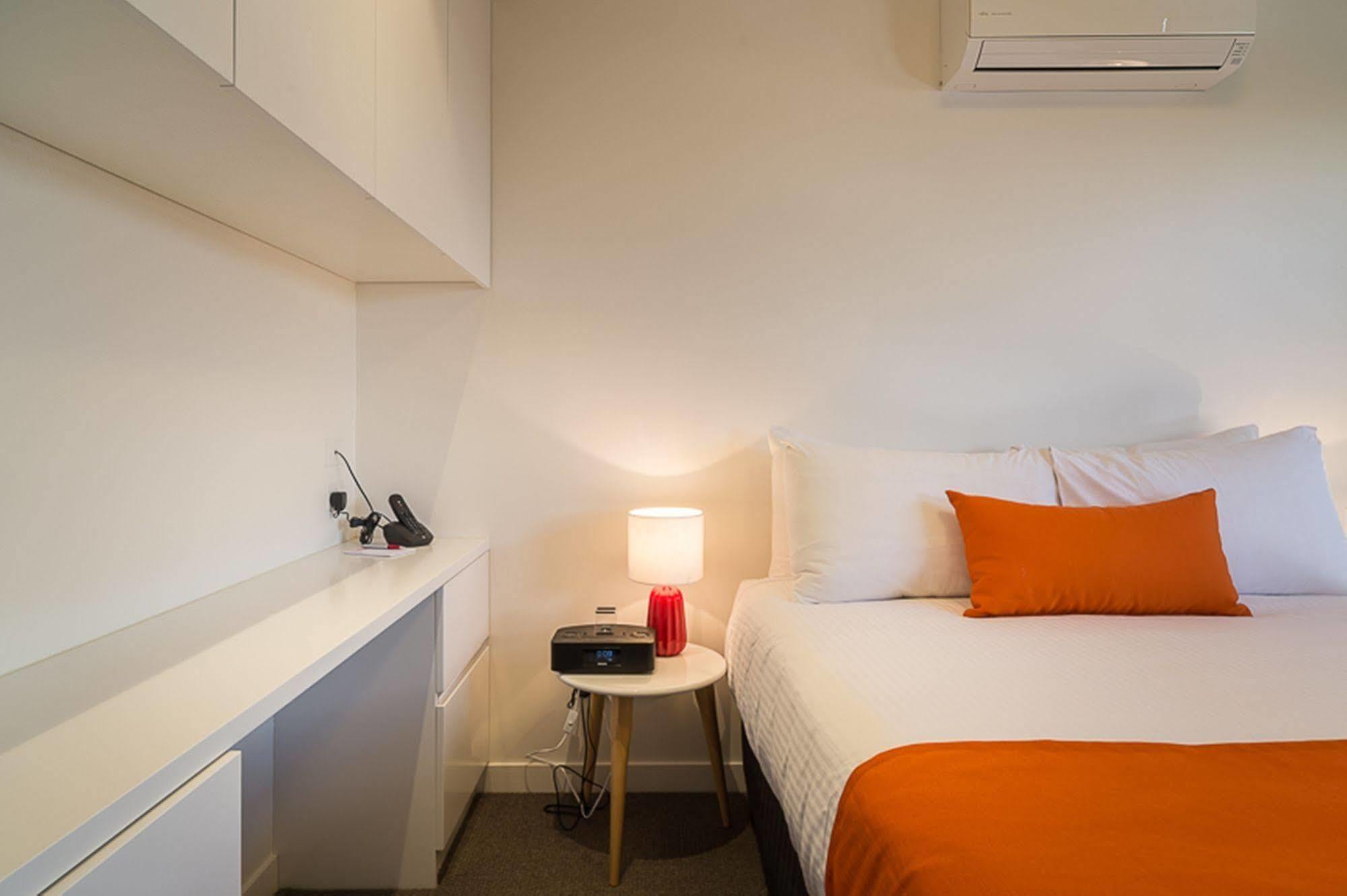 เอคอม พราห์รัน Aparthotel เมลเบิร์น ภายนอก รูปภาพ